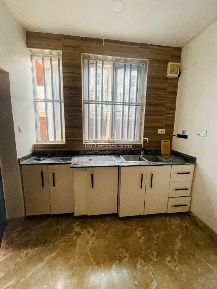a Room and Parlor with Open Kitchen, Jakande, Lekki, Lagos, Self Contain (single Rooms) for Rent