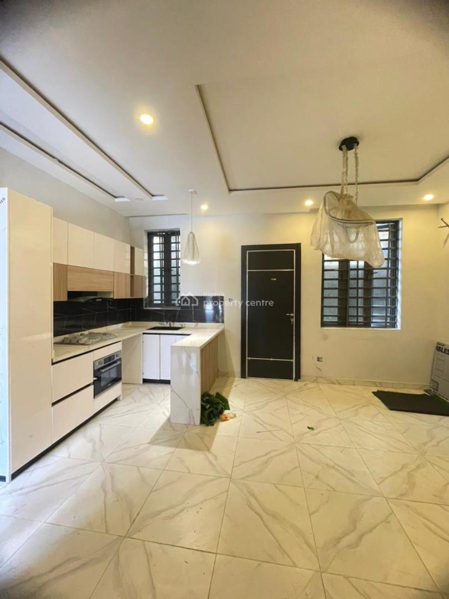 Luxurious 2 Bedroom Flat + Private Backyard + Gym & Pool, Ikate, Ikate, Lekki, Lagos, Flat / Apartment for Rent