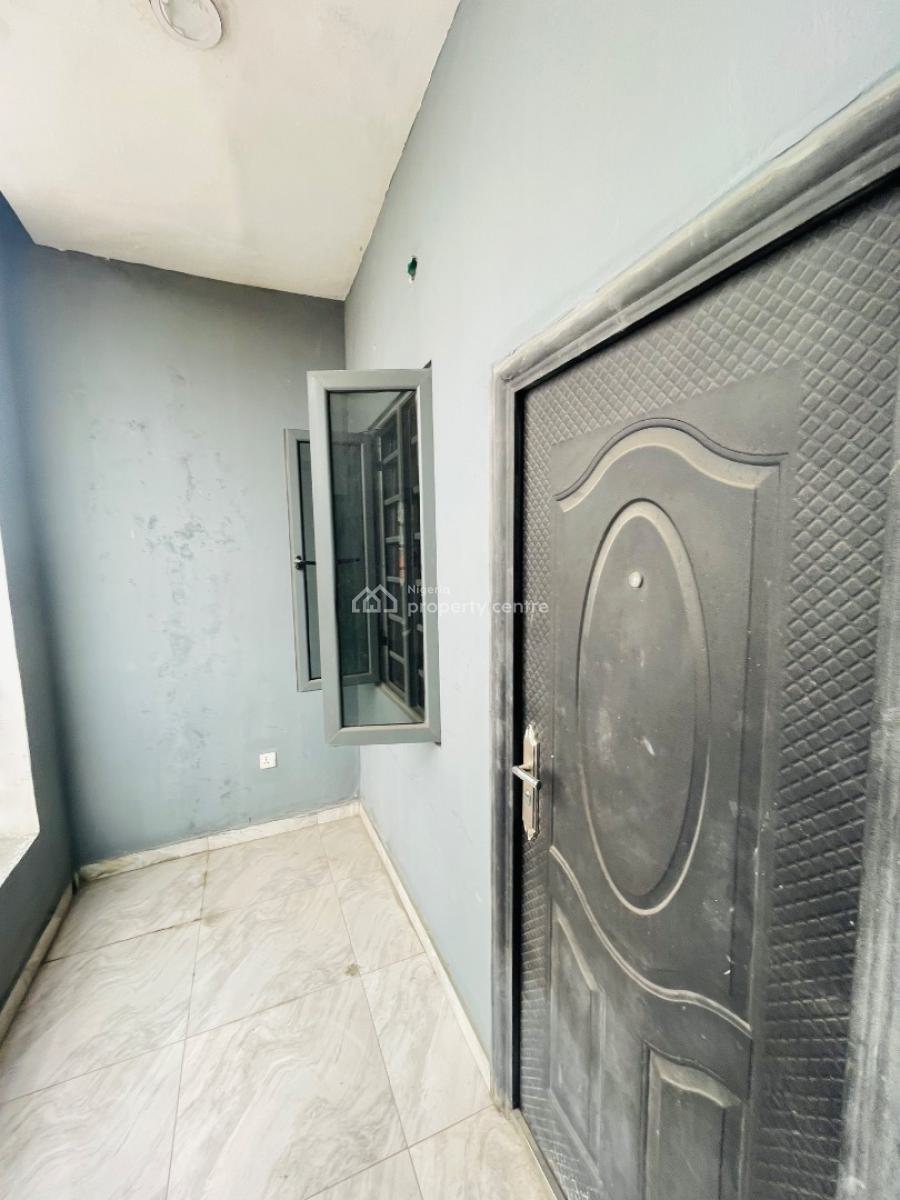 a Room Self Contained/with Personal Closed Kitchen, Jakande, Lekki, Lagos, Self Contain (single Rooms) for Rent