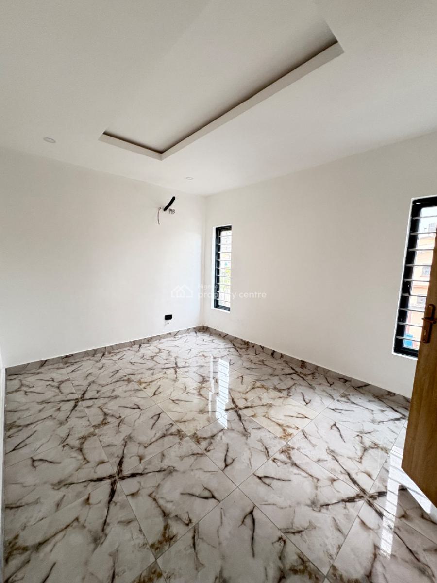 1 & 2 Bedroom Apartments with Guest Toilets, Ologolo, Ologolo, Lekki, Lagos, Flat / Apartment for Sale