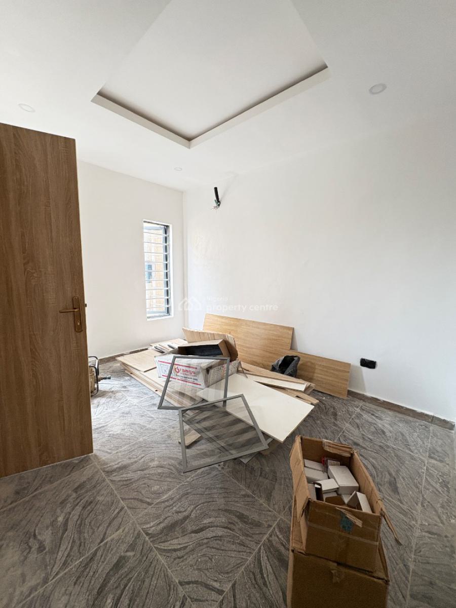 1 & 2 Bedroom Apartments with Guest Toilets, Ologolo, Ologolo, Lekki, Lagos, Flat / Apartment for Sale