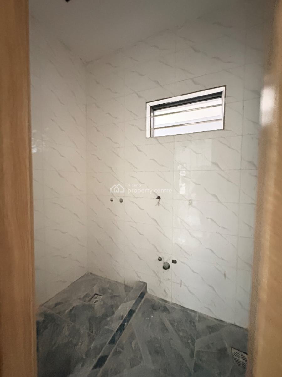 1 & 2 Bedroom Apartments with Guest Toilets, Ologolo, Ologolo, Lekki, Lagos, Flat / Apartment for Sale