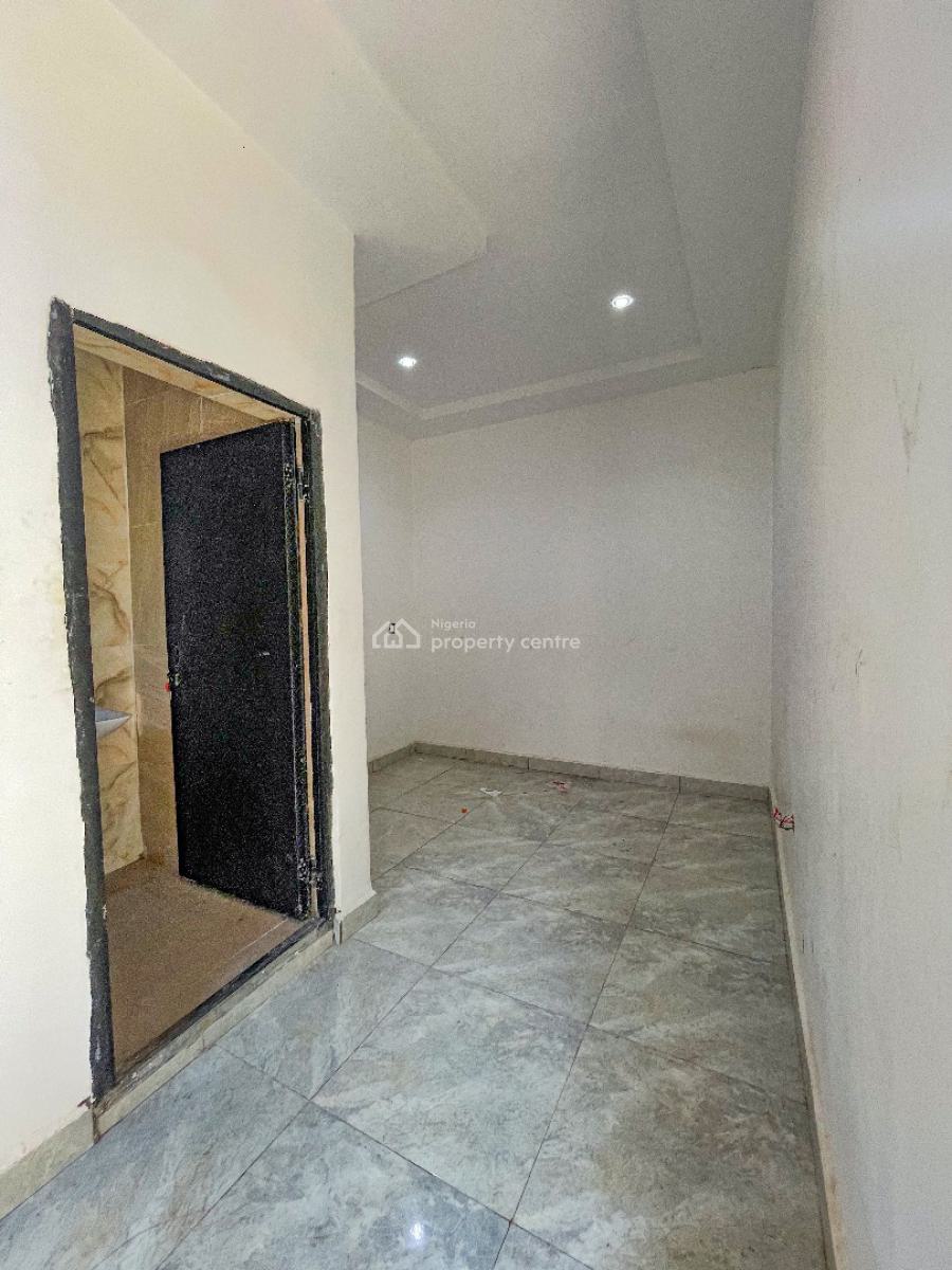 Partly Furnished 4-bedroom Terrace Duplex, Kado, Abuja, Terraced Duplex for Sale