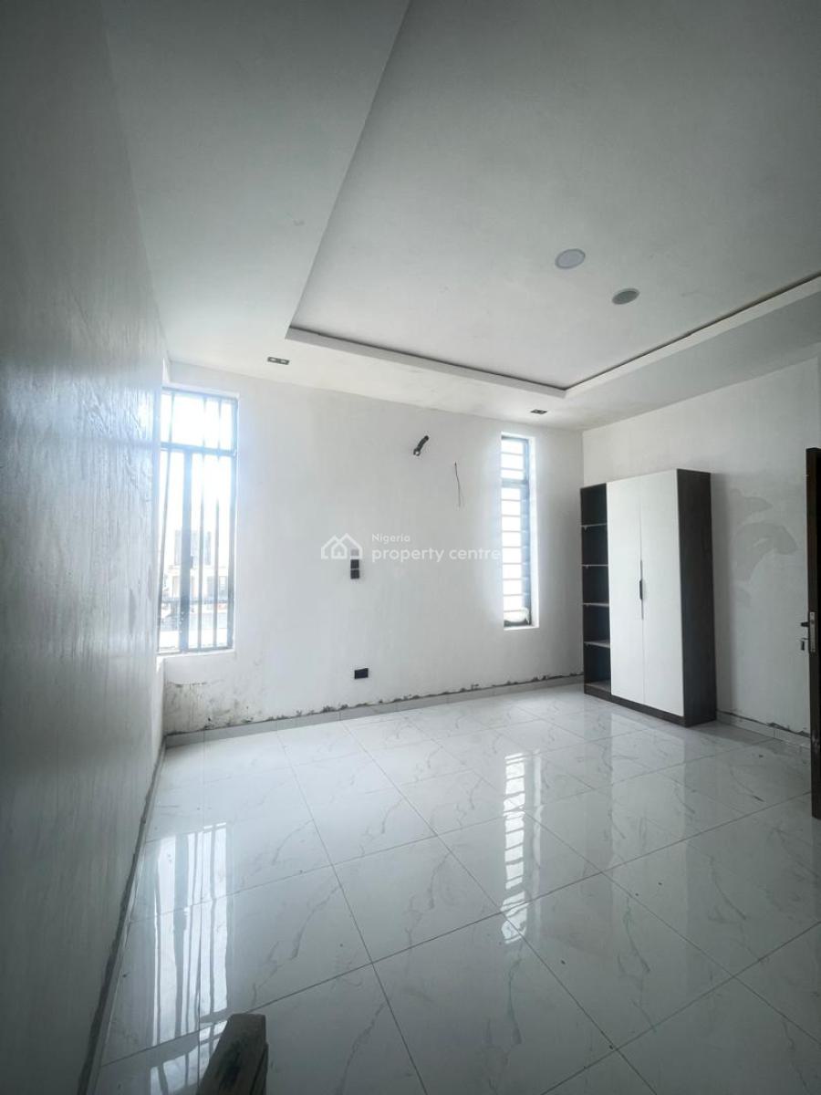Gigantic 5 Bedroom Detached Duplex with Swimming Pool, After The Chevron Toll Gate,  Chevron, Lekki, Lagos, Detached Duplex for Sale