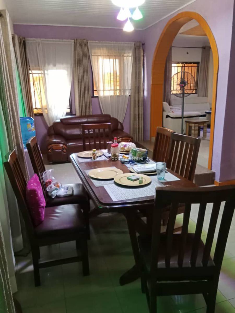 Standard Bungalow of 6 Bedroom with Excellent Facilities, Abaranje, Ikotun, Lagos, House for Sale