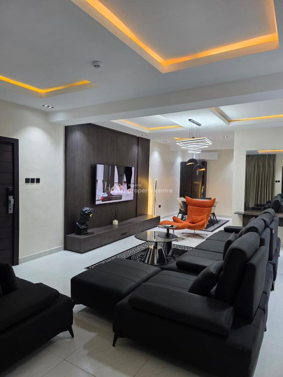 Papaya Spacious - 2 Bedrooms Apartment with Snooker Board  and Swimmin, Lekki Phase 1, Lekki, Lagos, Flat / Apartment Short Let