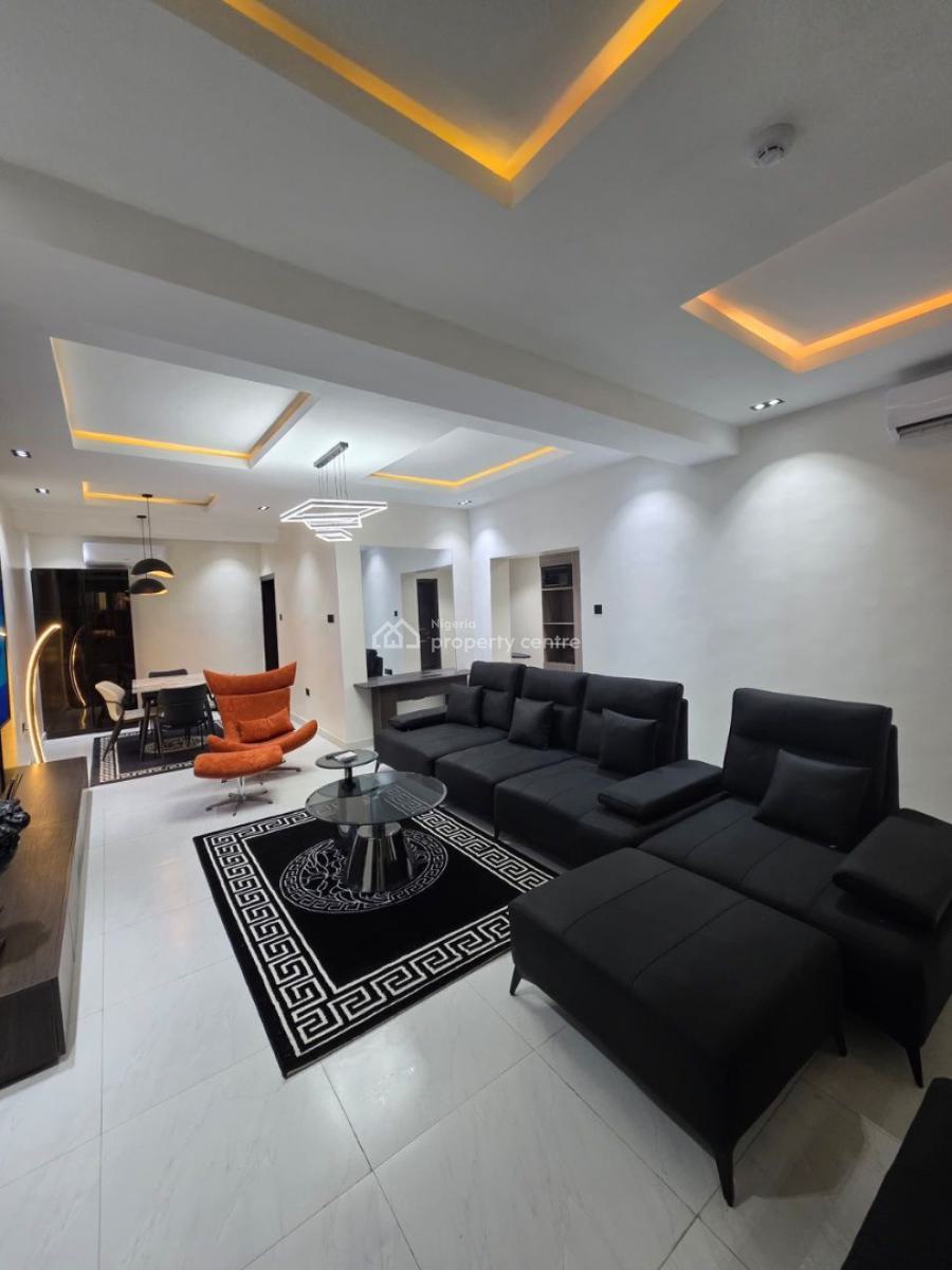 Papaya Spacious - 2 Bedrooms Apartment with Snooker Board  and Swimmin, Lekki Phase 1, Lekki, Lagos, Flat / Apartment Short Let
