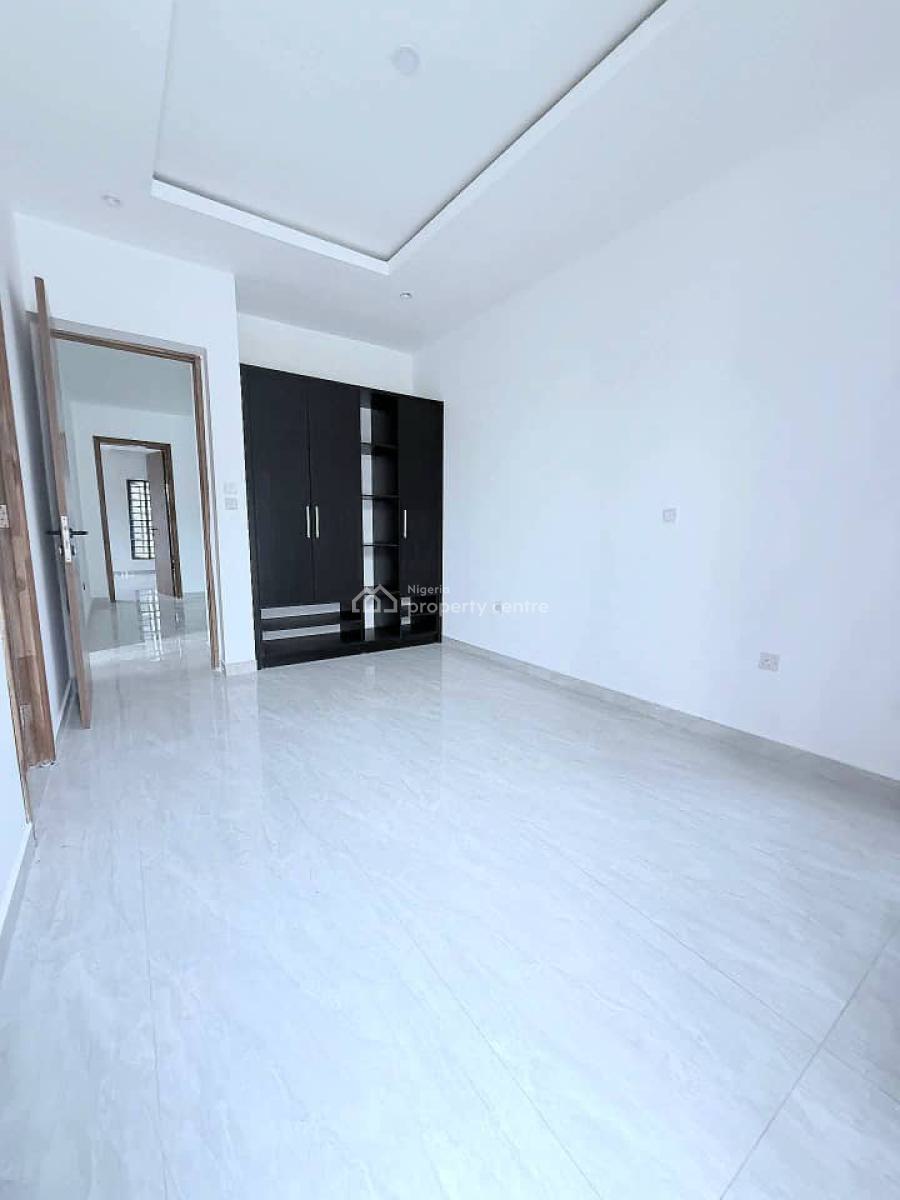 3 Bedrooms Apartment with Bq, Ikate Elegushi, Lekki, Lagos, Flat / Apartment for Sale