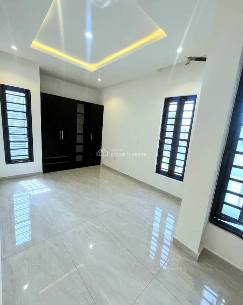 3 Bedrooms Apartment with Bq, Ikate Elegushi, Lekki, Lagos, Flat / Apartment for Sale