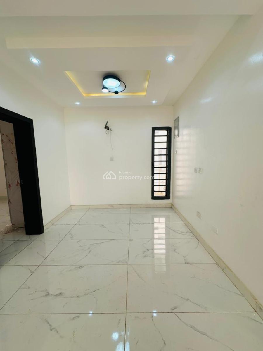 Spaciously Built 5 Bedroom Fully Detached Duplex with Bq, Omole Phase 1, Ikeja, Lagos, Detached Duplex for Sale