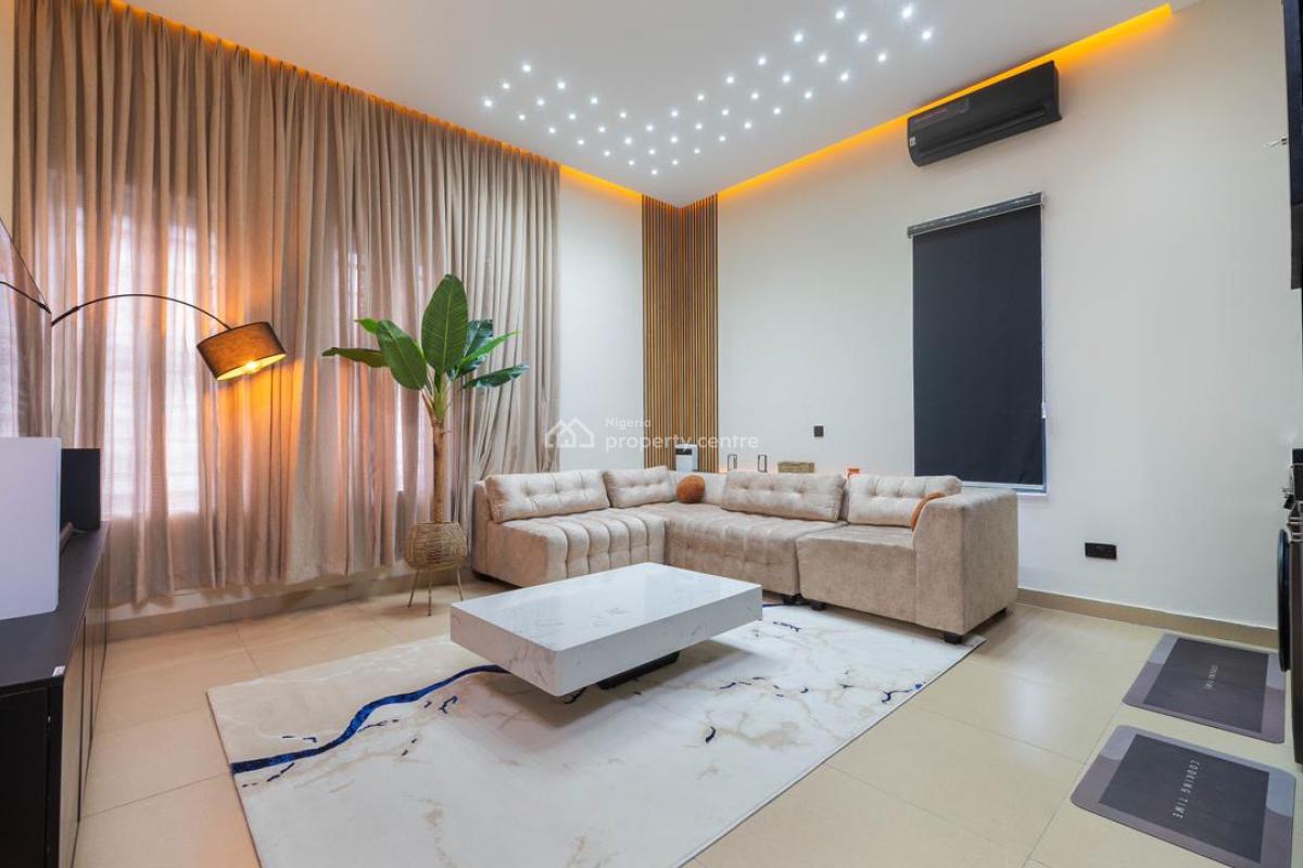 Our Cozy & Lovely 1 Bedroom with Ps5 & Swimming Pool, Lekki Phase 1, Lekki, Lagos, Flat / Apartment Short Let