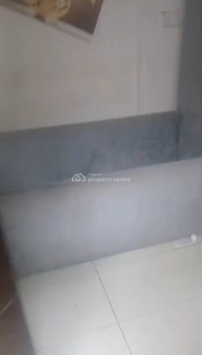 Full Furnished and Serviced Bq No Kitchen with a Pool and Gym, Ikota, Lekki, Lagos, Flat / Apartment for Rent