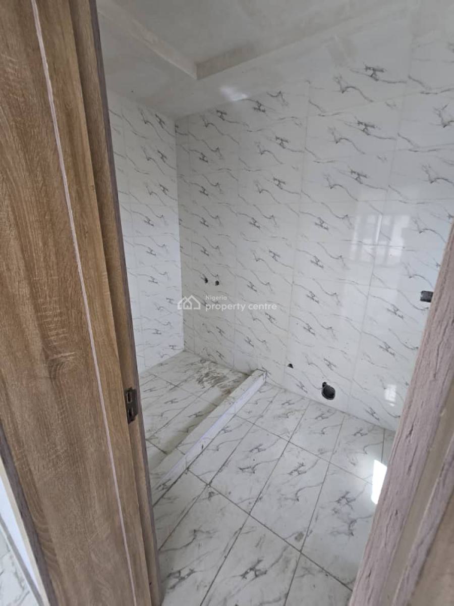 Newly Built 2-bedroom Penthouse Apartment, Off Hakeem Dickson, Lekki Phase 1, Lekki, Lagos, Flat / Apartment for Rent