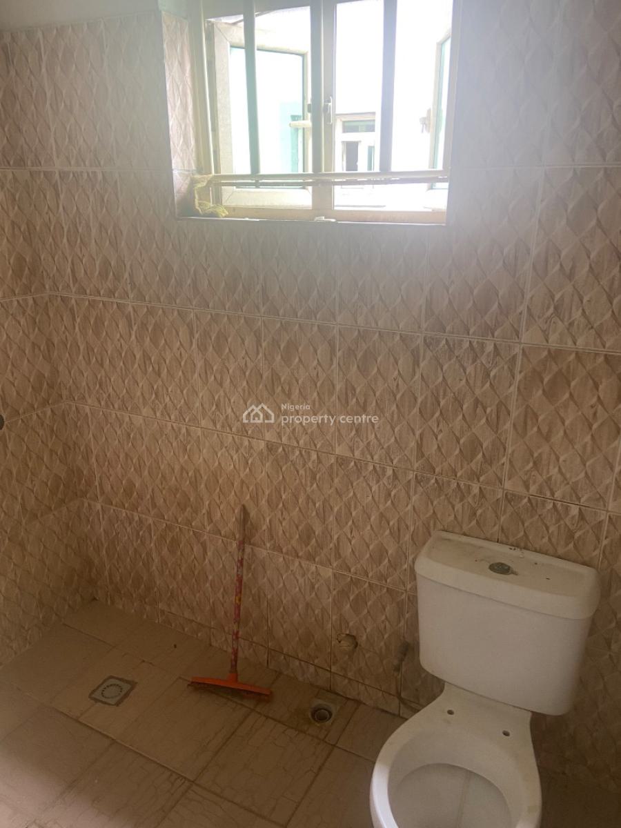Very Neat and Spacious Room Self Contain Upstairs, Miyaki Oworo, Oworonshoki, Kosofe, Lagos, Self Contain (single Rooms) for Rent