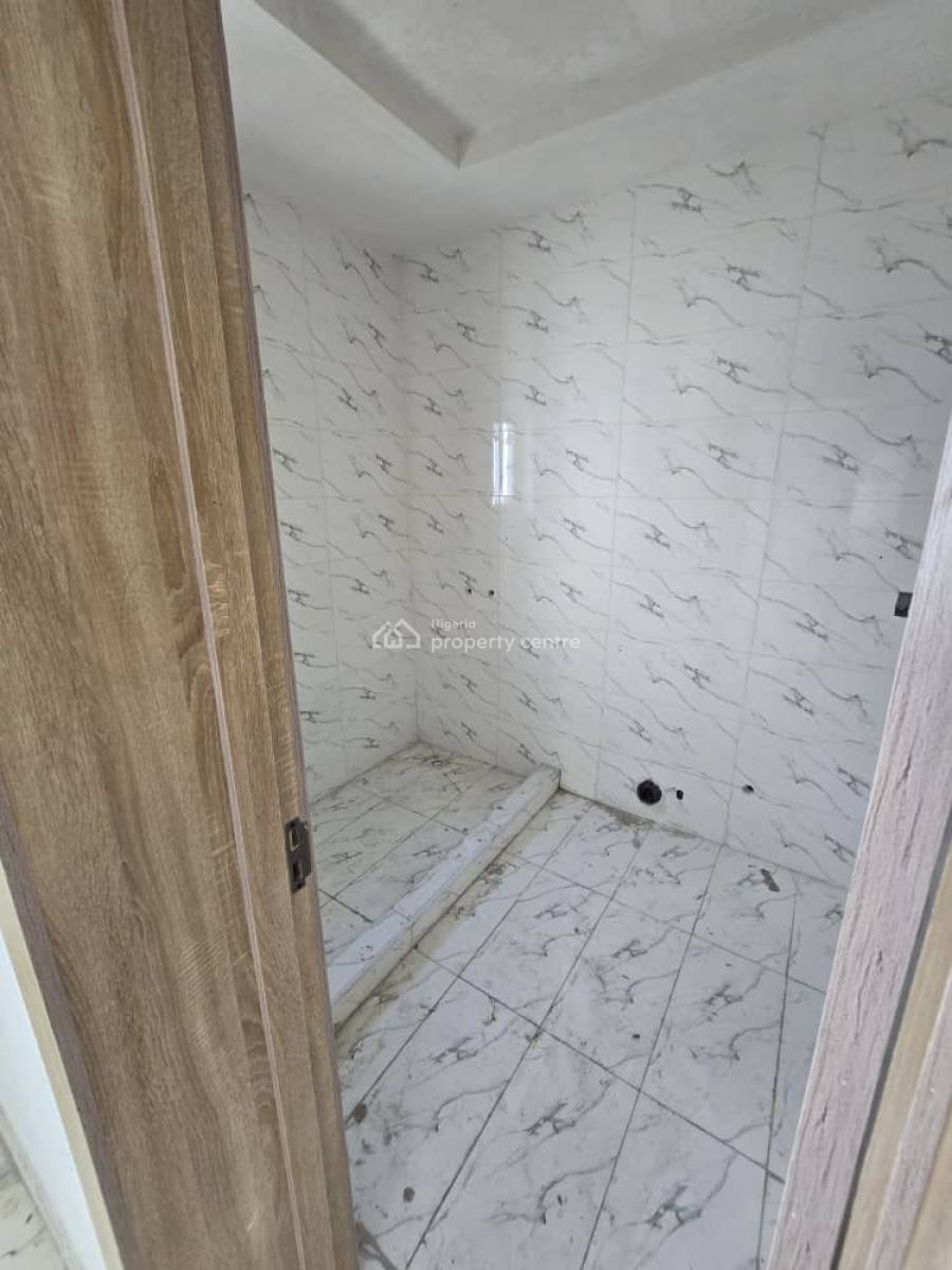 Newly Built 3-bedroom Penthouse Apartment with Bq, Off Hakeem Dickson, Lekki Phase 1, Lekki, Lagos, Flat / Apartment for Rent