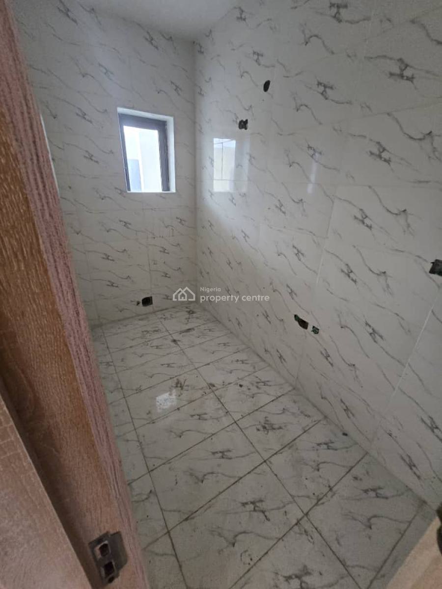 Newly Built 3-bedroom Penthouse Apartment with Bq, Off Hakeem Dickson, Lekki Phase 1, Lekki, Lagos, Flat / Apartment for Rent