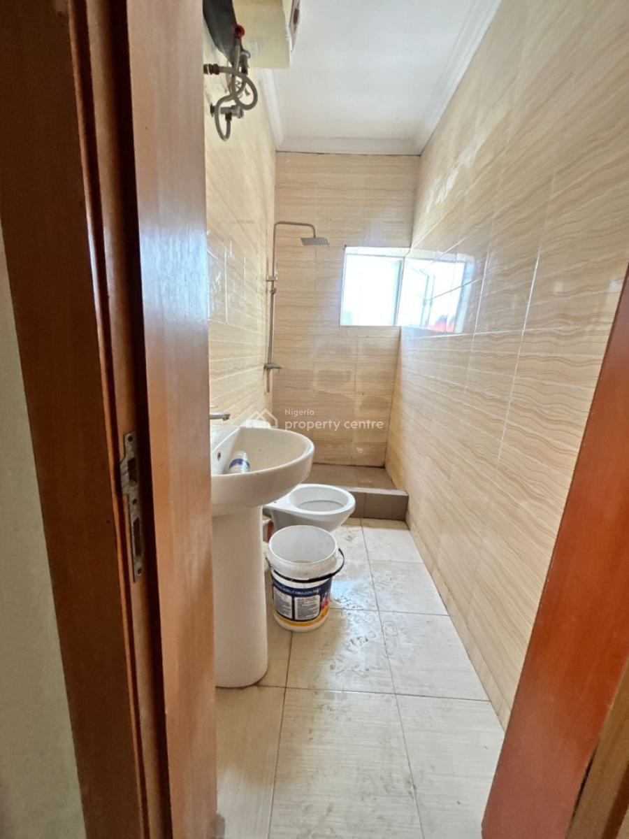 Spacious and Neat 3 Bedroom with Balcony in a Secured Estate, Ikota, Lekki, Lagos, Flat / Apartment for Rent