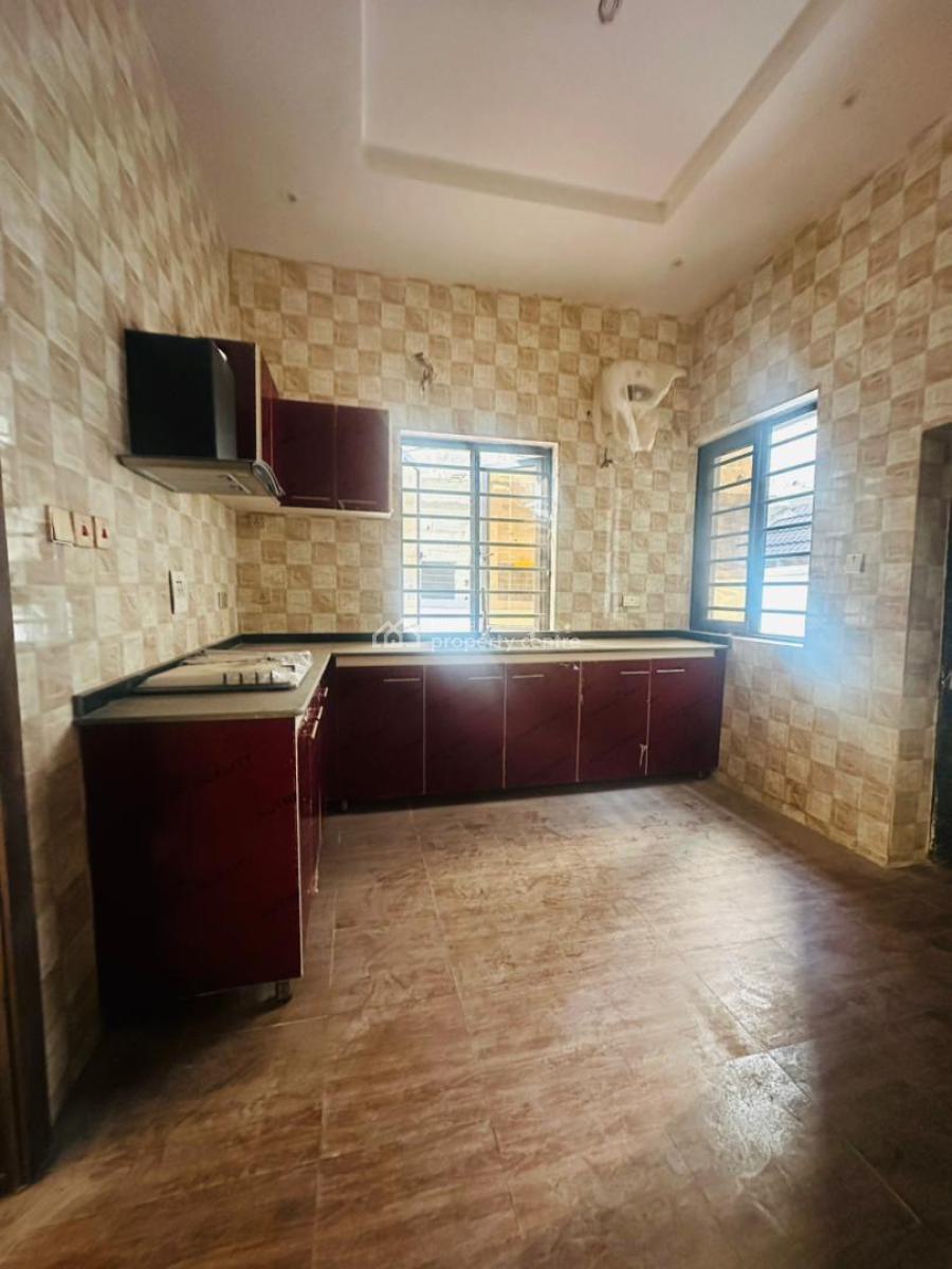 Spaciously Built 4 Bedroom Semi Detached Duplex with Bq, Gra Phase 1, Magodo, Lagos, Semi-detached Duplex for Sale