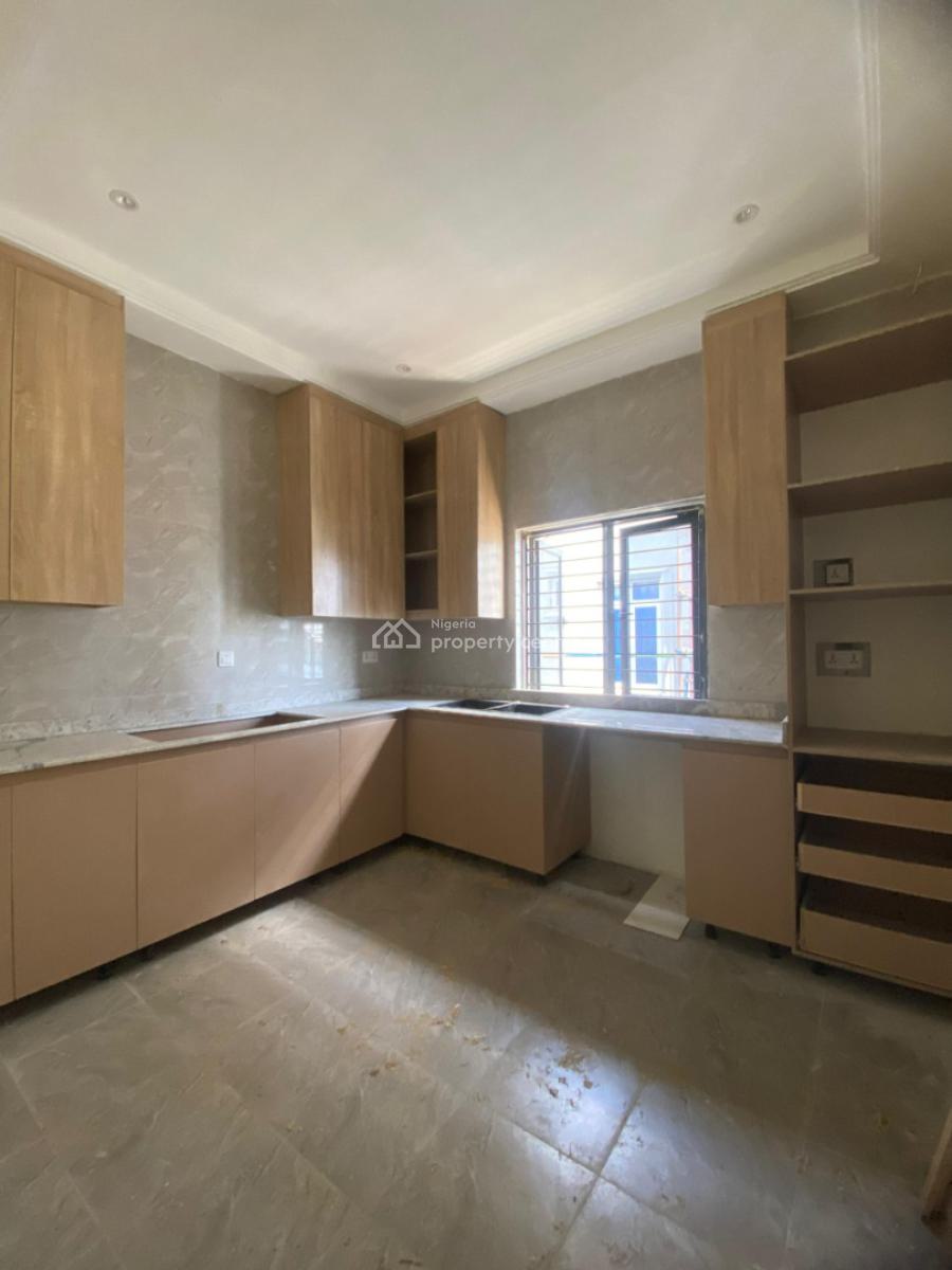 New 3 Bedroom Flat, Lekki Phase 1, Lekki, Lagos, Flat / Apartment for Rent