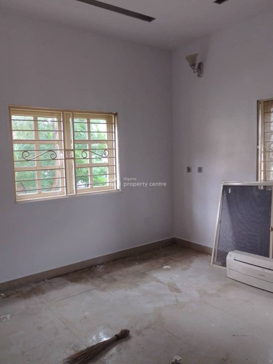 Carve Out a Great Life at This 1 Bedroom Apartment in a Great Location, Lekki Right, Lekki Phase 1, Lekki, Lagos, Mini Flat (room and Parlour) for Rent