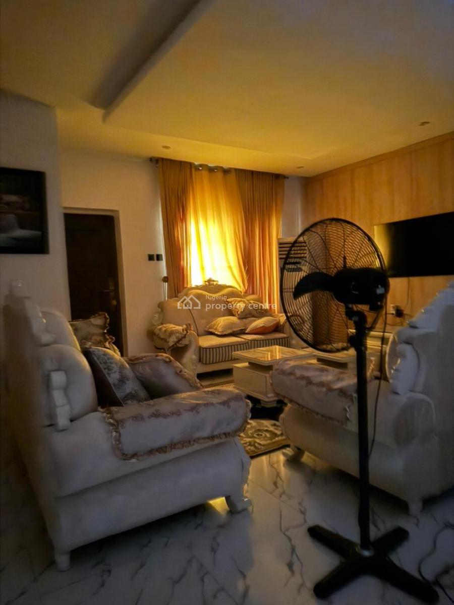 4 Bedrooms Semi Detached with Bq, Chevron Drive, Lekki, Lagos, Semi-detached Duplex for Sale