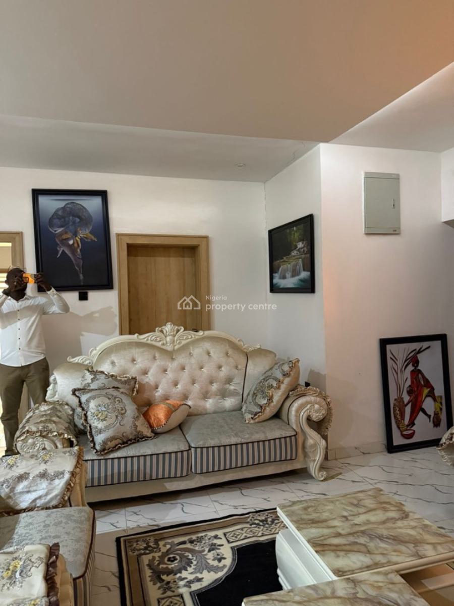 4 Bedrooms Semi Detached with Bq, Chevron Drive, Lekki, Lagos, Semi-detached Duplex for Sale