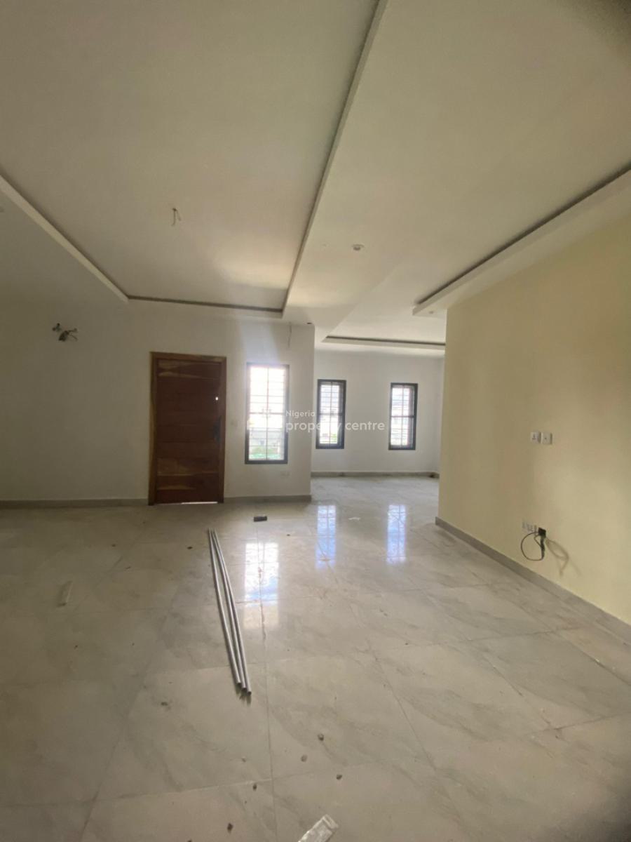 4 Bedroom Apartment, Lekki Phase 1, Lekki, Lagos, Flat / Apartment for Rent