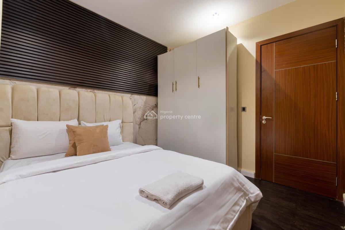 2 Bedroom Apartment with Ps5, Lekki Phase 1, Lekki, Lagos, Flat / Apartment Short Let
