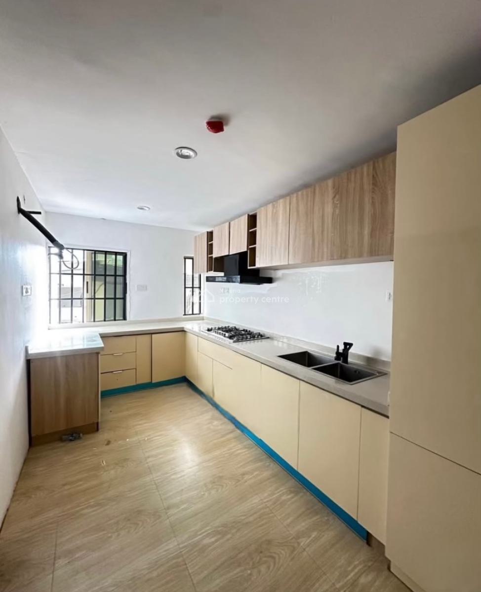 Luxury and Spacious 3 Bedroom Apartment with Pool,gym &bq, Victoria Island, Victoria Island (vi), Lagos, Flat / Apartment for Rent
