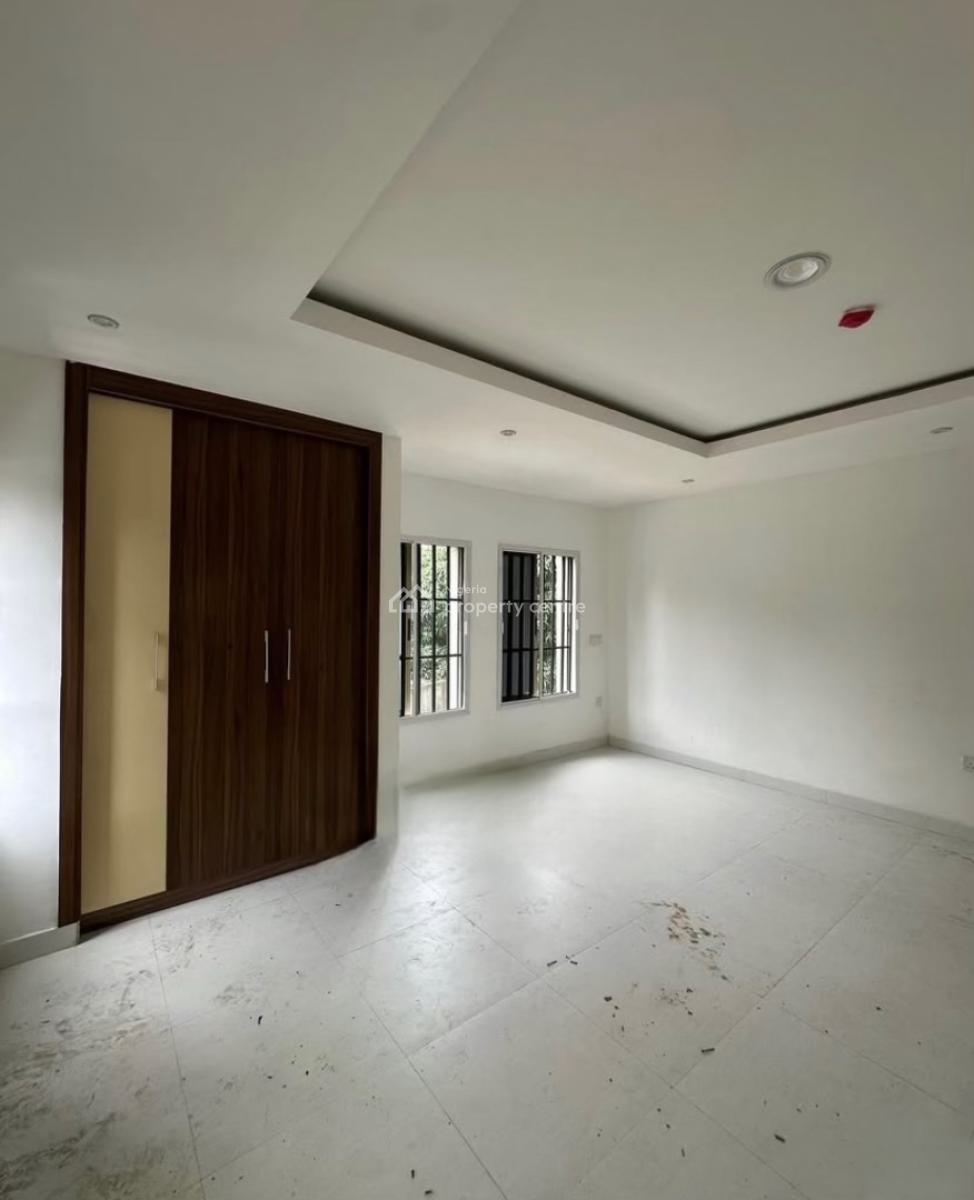 Luxury and Spacious 3 Bedroom Apartment with Pool,gym &bq, Victoria Island, Victoria Island (vi), Lagos, Flat / Apartment for Rent