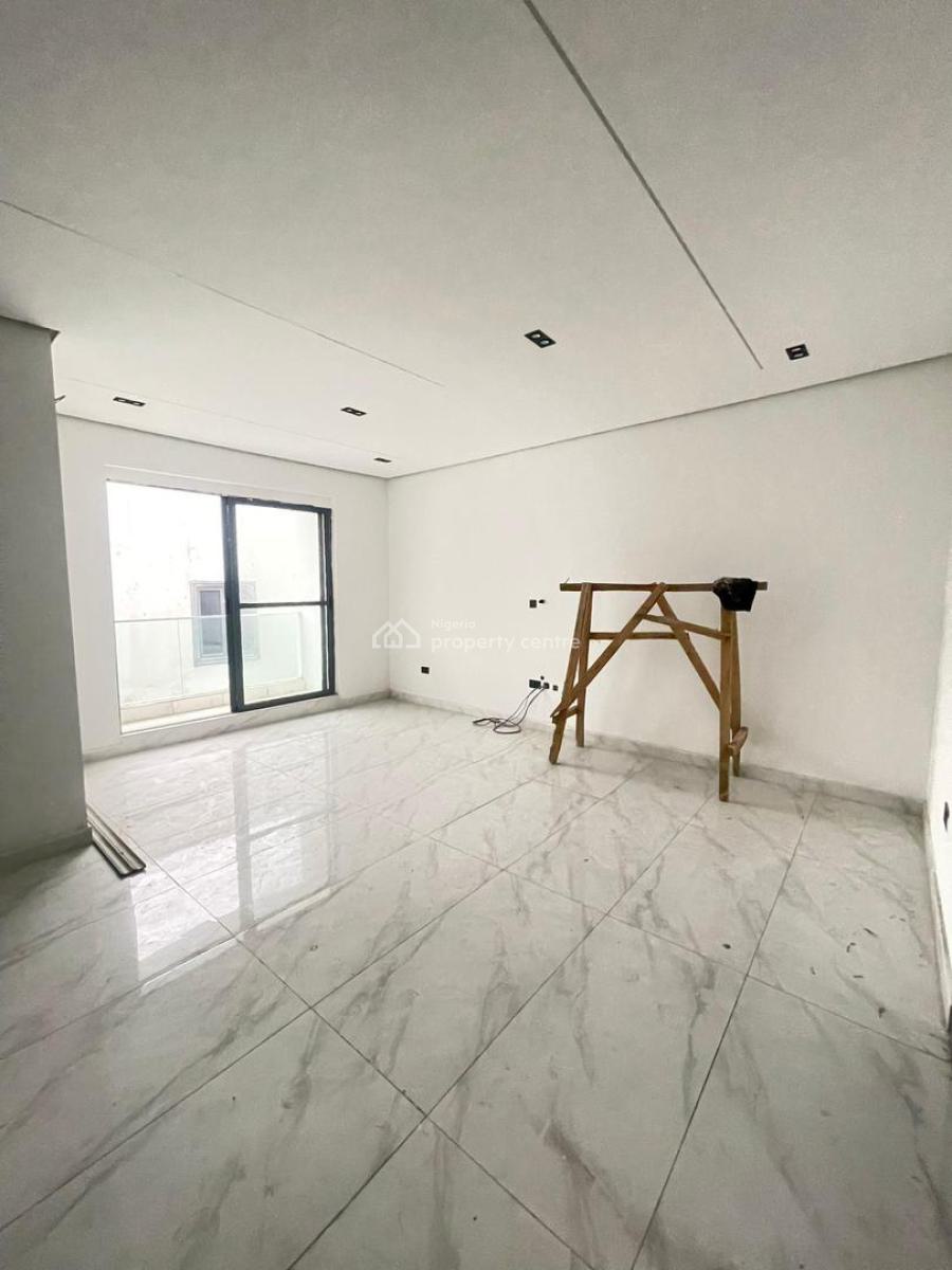 Luxury 1 & 2 Bedroom in a Serene Estate, Ologolo, Lekki, Lagos, Flat / Apartment for Sale