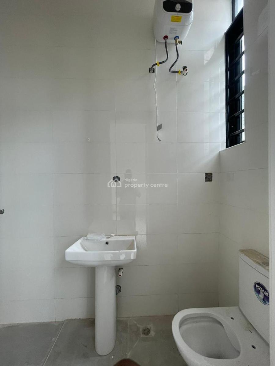 Luxuriously Built 4 Bedroom Semi Detached Duplex Plus  Bq, Lekki Phase 1, Lekki, Lagos, House for Sale