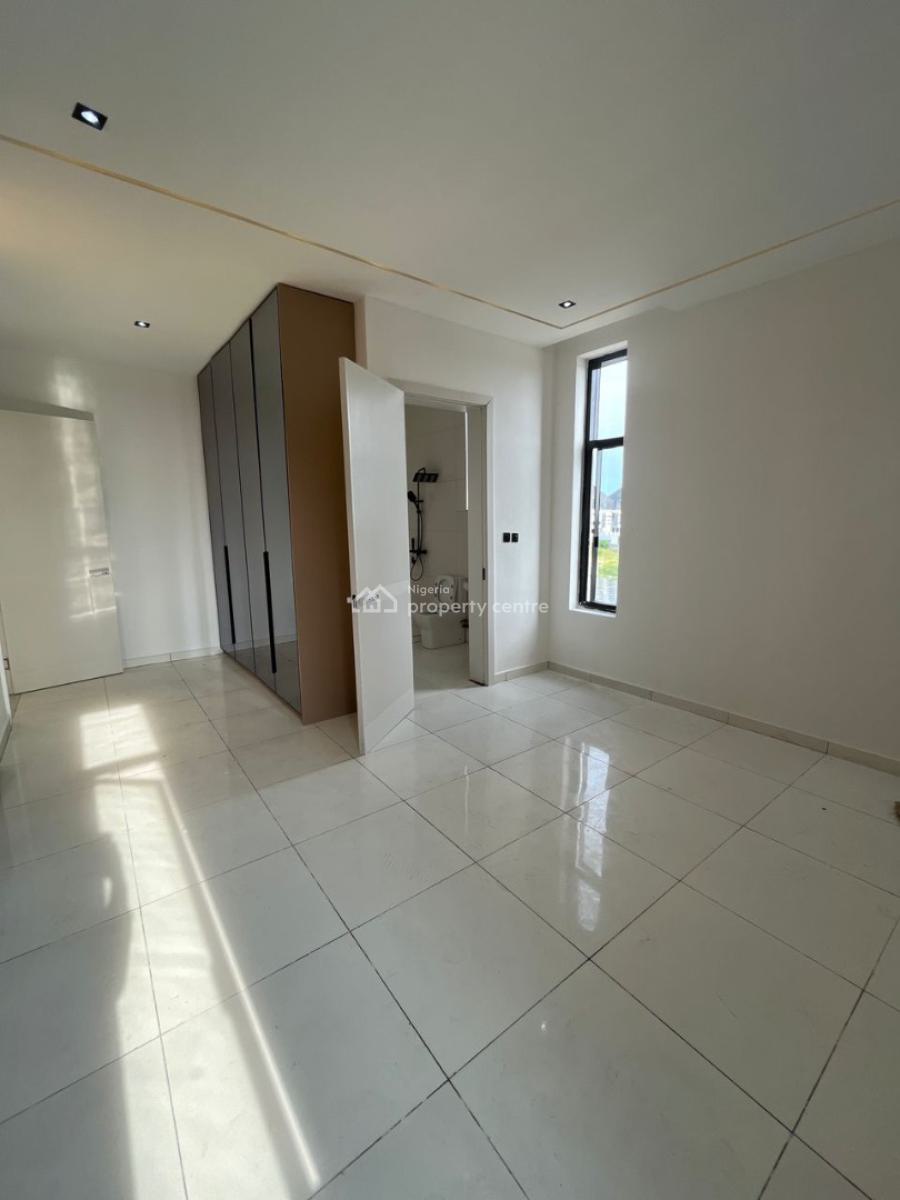 Beautifully Designed Home, Orchid Road Eleganza Lekki Lagos, Lekki, Lagos, Semi-detached Duplex for Sale