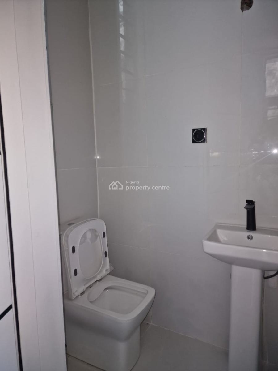 Beautifully Designed Home, Orchid Road Eleganza Lekki Lagos, Lekki, Lagos, Semi-detached Duplex for Sale