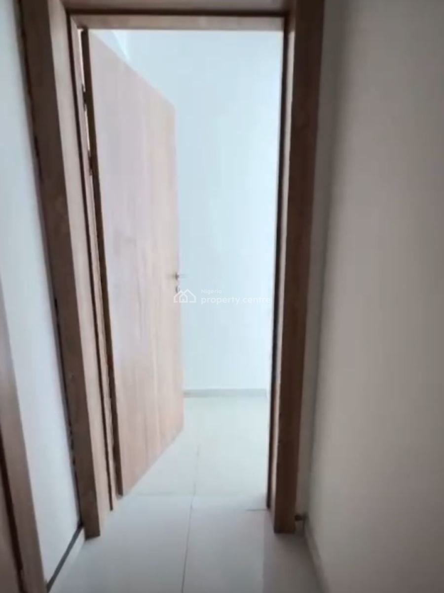Fully Serviced 2 Bedroom Flat (video Available on Request), Western Foreshore Estate, Osapa, Lekki, Lagos, Flat / Apartment for Rent