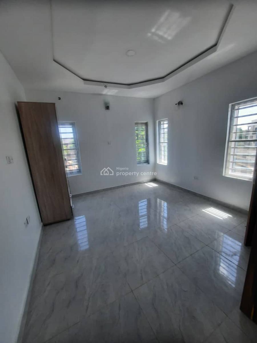2 Bedroom Flat Apartment with Bq, Ikeja Gra, Ikeja, Lagos, Flat / Apartment for Rent