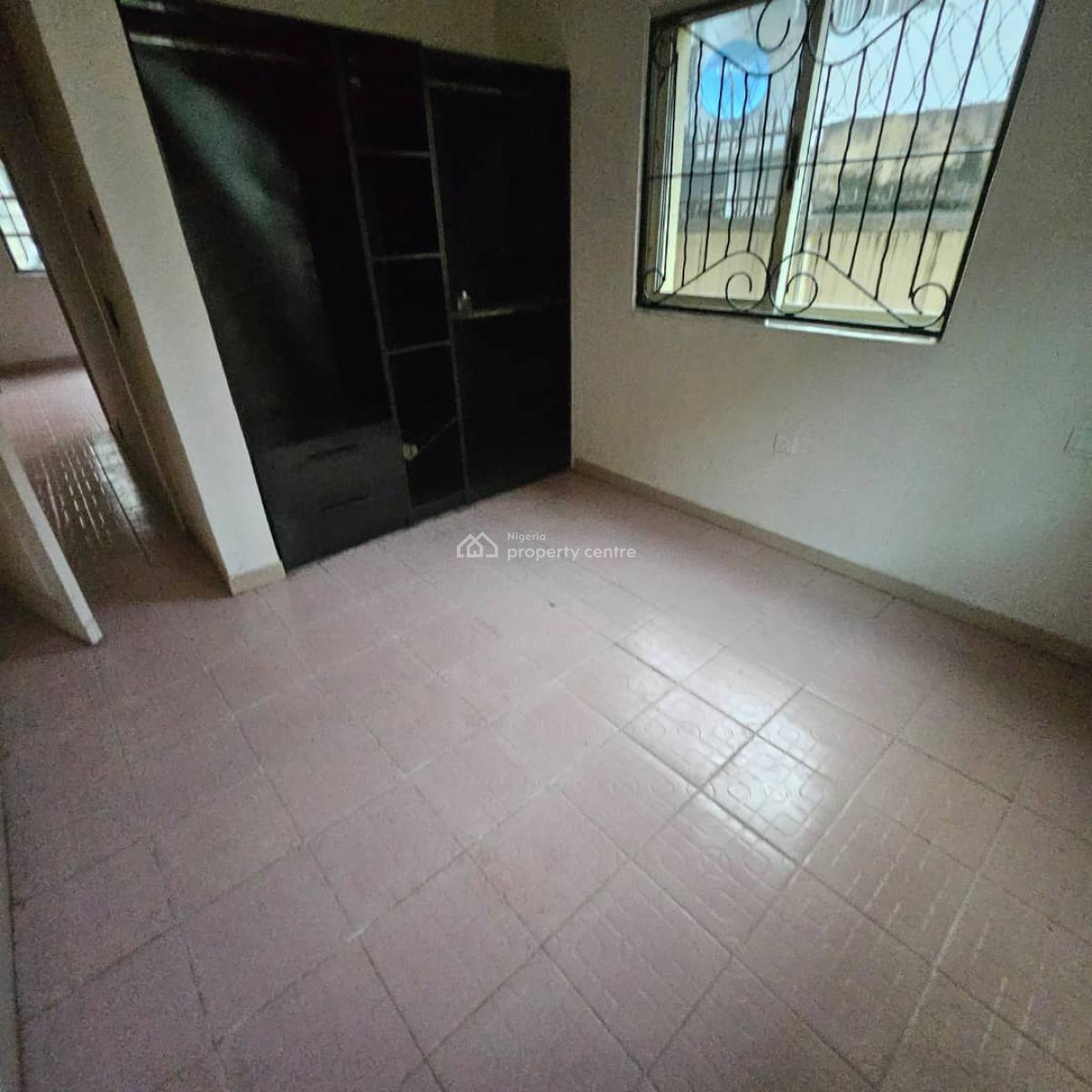 Tastefully 3 Bedrooms Flat with All Rooms Ensuite, Gra Phase 2, Magodo, Lagos, Flat / Apartment for Rent