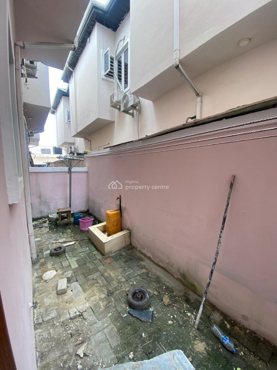 4 Bedroom Terrace Duplex in a Serviced Court, Royal Pine Estate, Orchid Road, Eleganza Bustop Lekki Lagos, Lekki, Lagos, Terraced Duplex for Rent