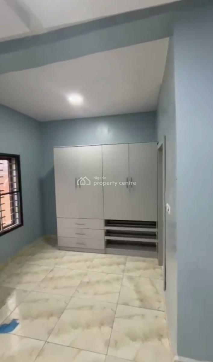 Four Units Newly Built of 5 Bedroom Duplexes, Gaduwa, Abuja, Terraced Duplex for Rent