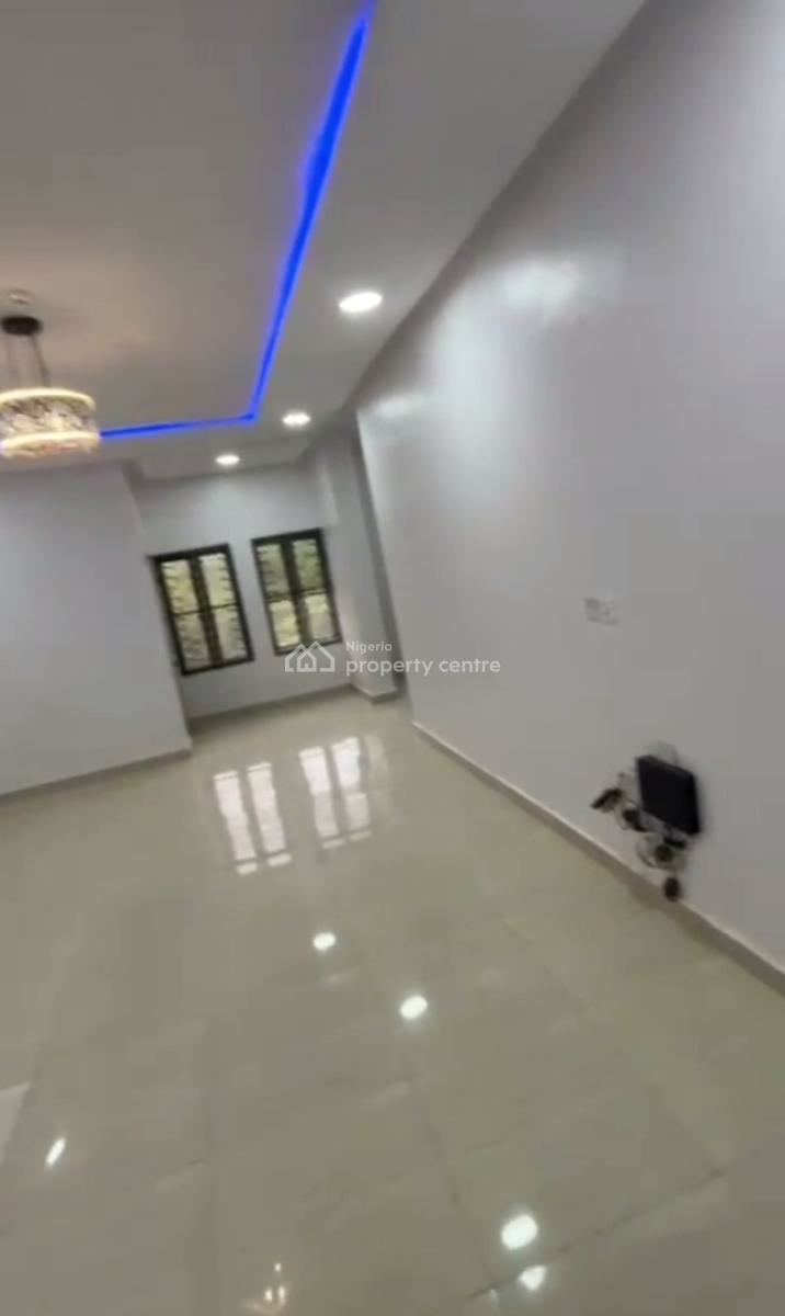 Four Units Newly Built of 5 Bedroom Duplexes, Gaduwa, Abuja, Terraced Duplex for Rent