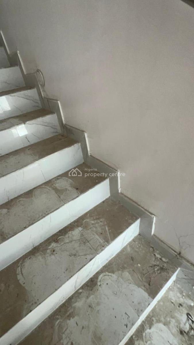 Luxury 1 Bedroom Penthouse with 3 Balconies, Lekki Phase 1, Lekki, Lagos, Mini Flat (room and Parlour) for Rent