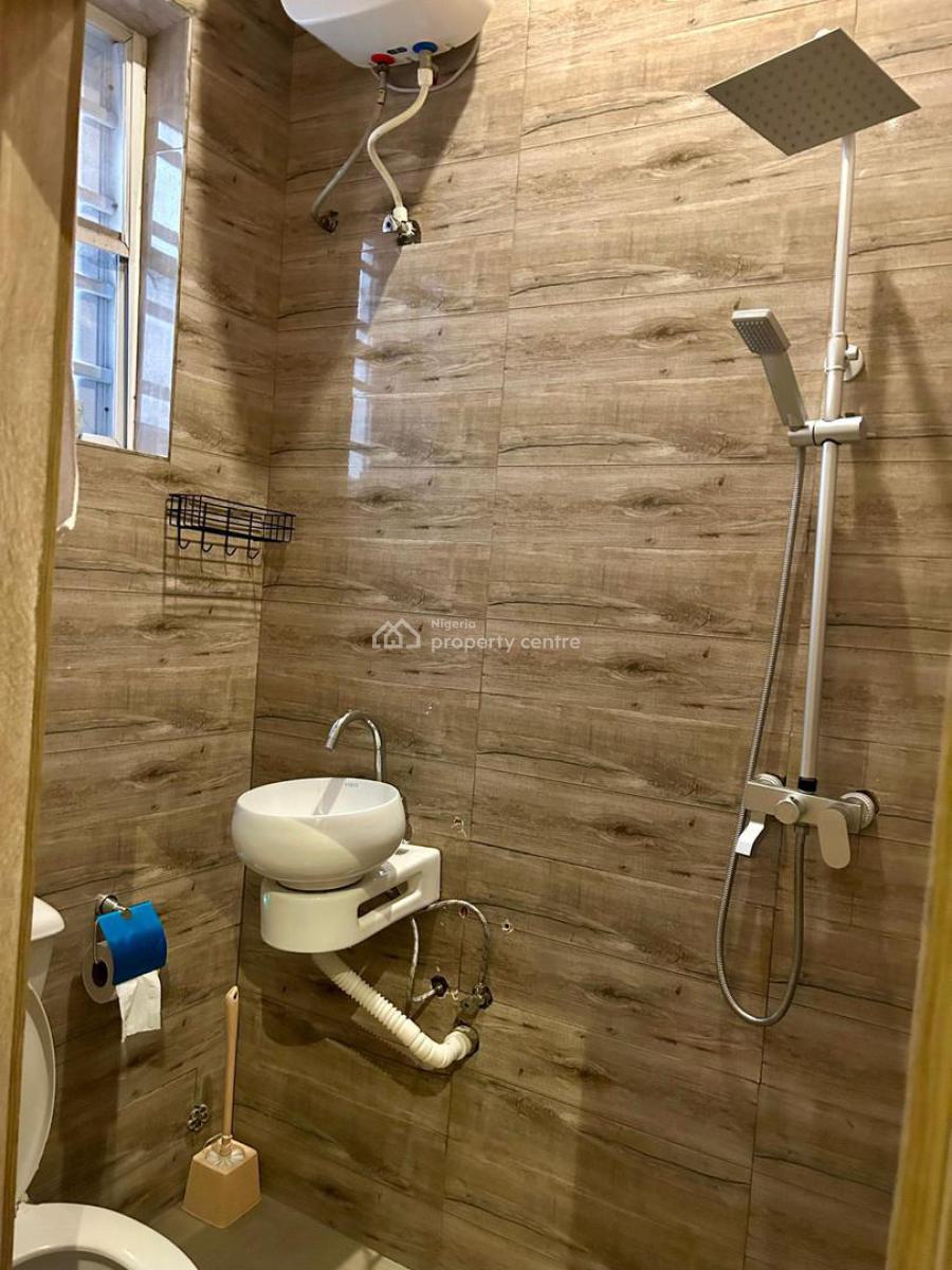 Brand New 1 Bedroom Apartment Available️, Lekki Phase 1, Lekki, Lagos, Flat / Apartment Short Let