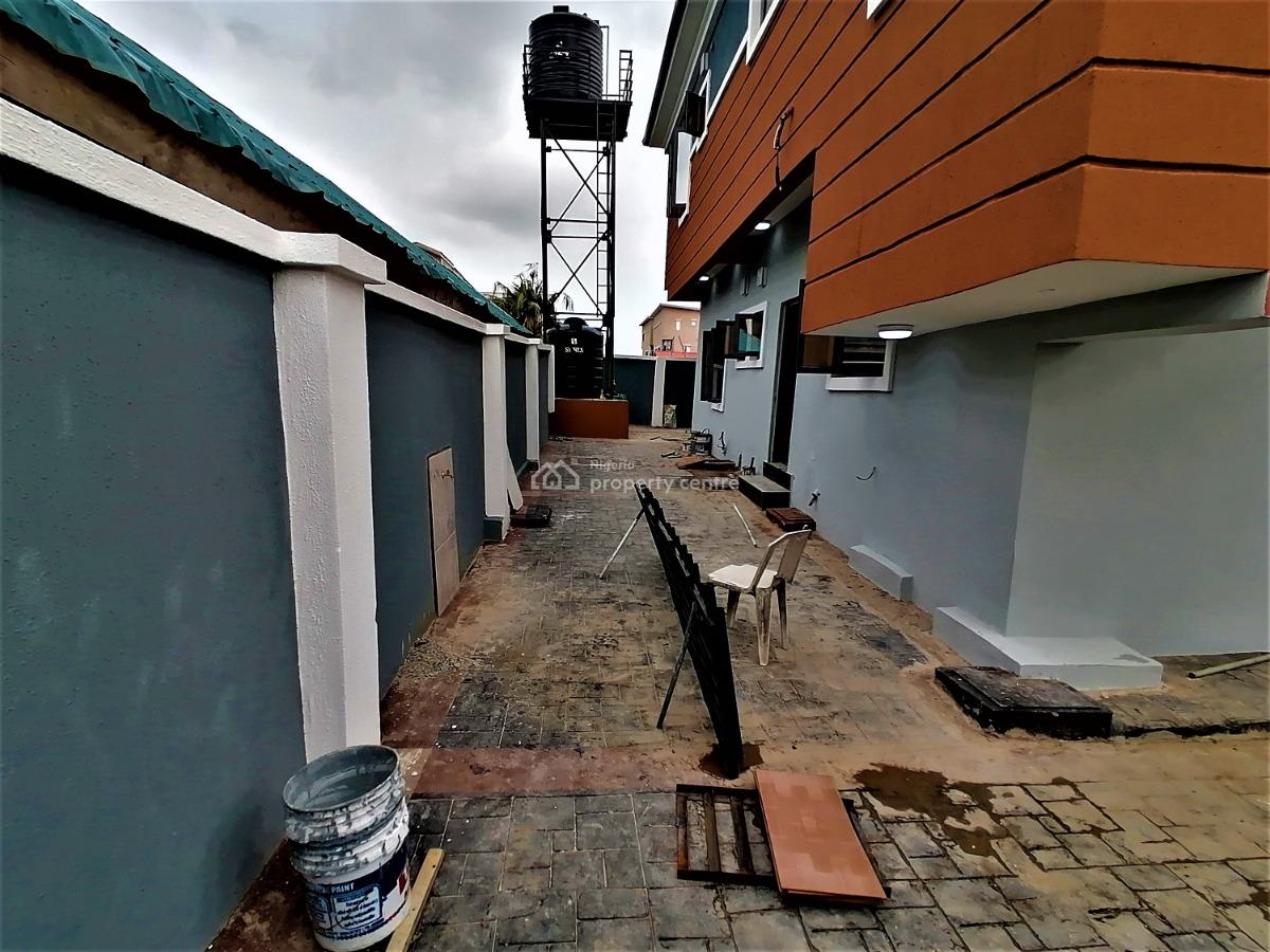 2 Bedroom  Apartment Stylish and Tastefully Finished, Akinwumi Estate, Maryland, Lagos, Flat / Apartment for Sale