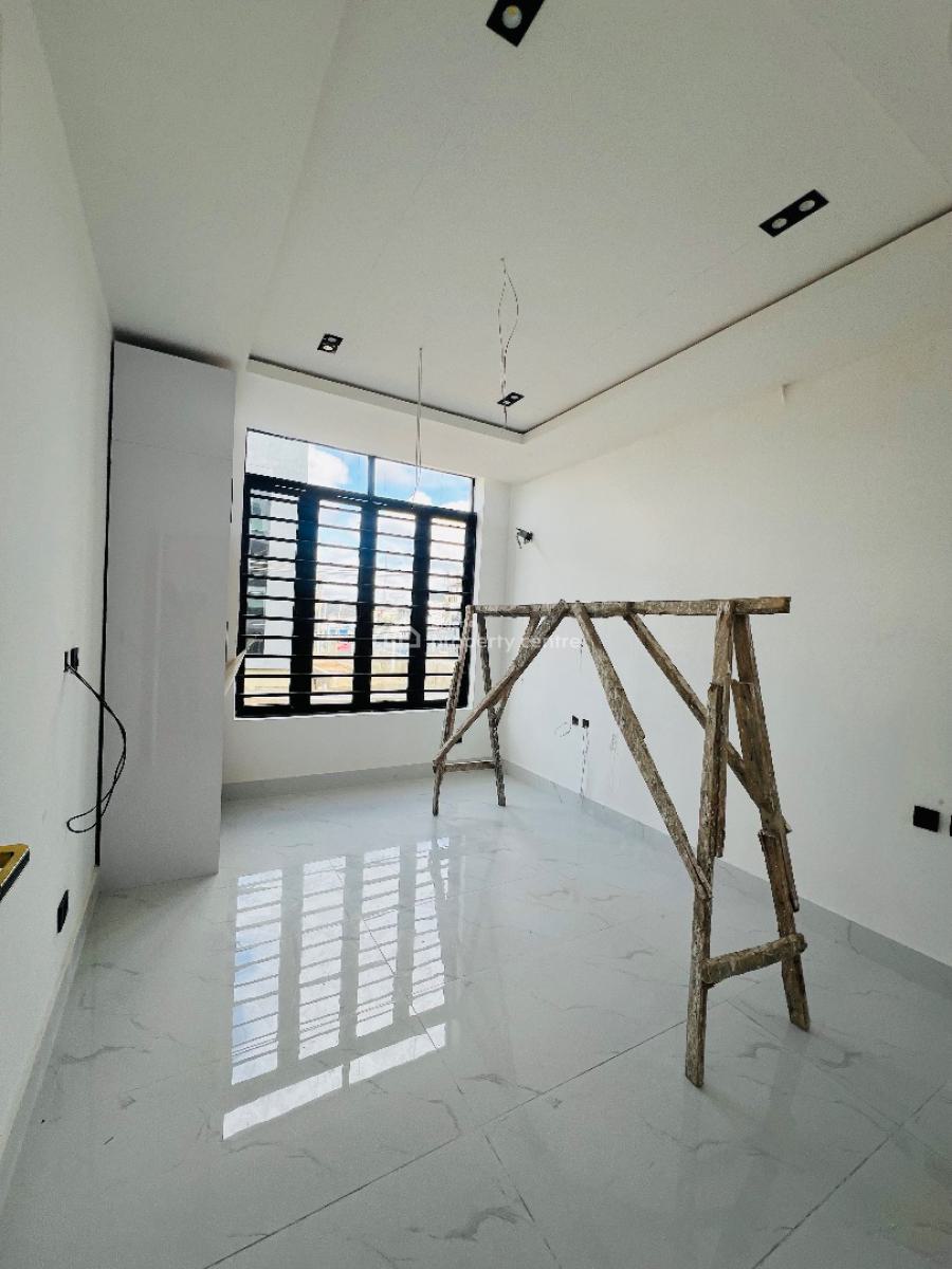 Luxury 2bedroom Apartment with Elevator, Lekki Phase 1, Lekki, Lagos, Flat / Apartment for Sale