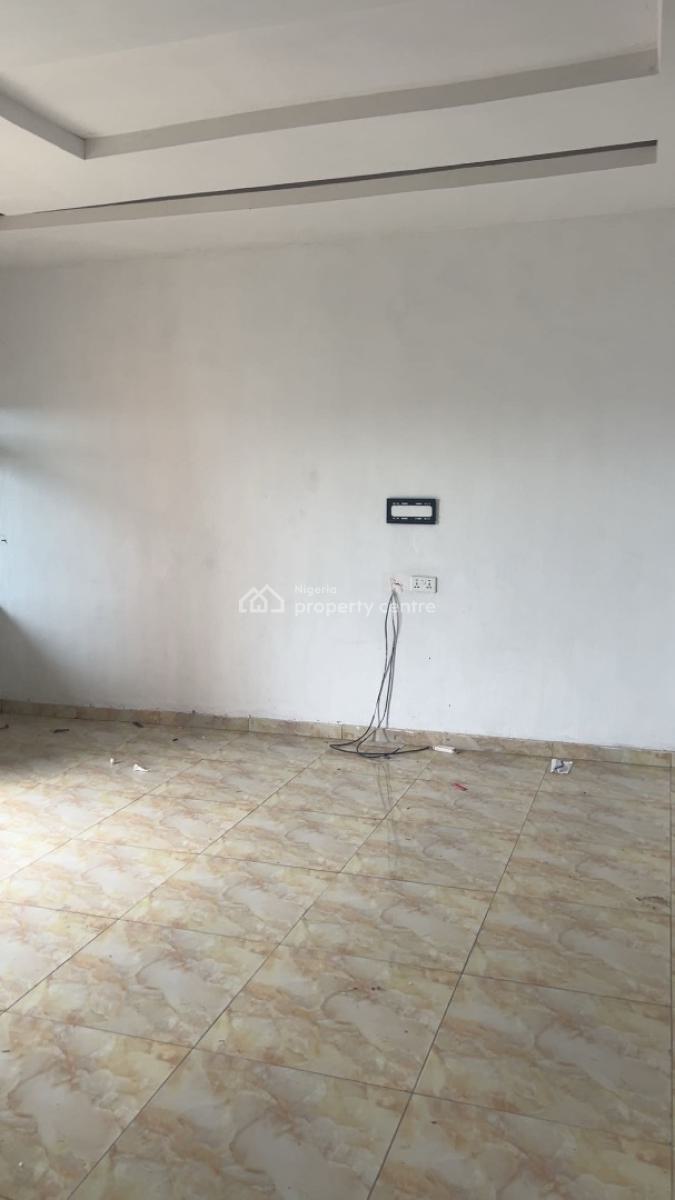 Massive 2 Bedroom Flat Upstairs, Blue Houses, Awoyaya, Ibeju Lekki, Lagos, Flat / Apartment for Rent