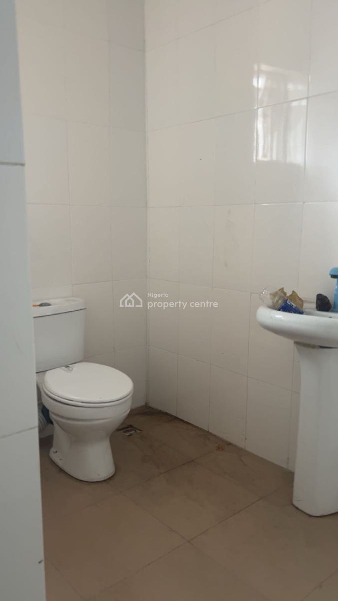 Massive 2 Bedroom Flat Upstairs, Blue Houses, Awoyaya, Ibeju Lekki, Lagos, Flat / Apartment for Rent