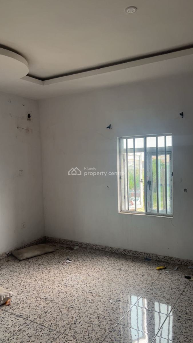 Massive 2 Bedroom Flat Upstairs, Blue Houses, Awoyaya, Ibeju Lekki, Lagos, Flat / Apartment for Rent