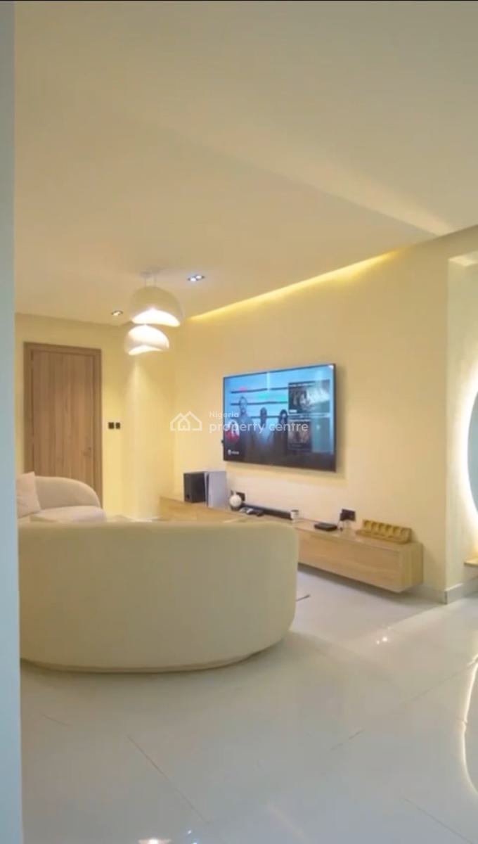 Lovely 2 Bedroom Apartment with a Swimming Pool, Snooker and Ps5, Lekki Phase 1, Lekki, Lagos, Flat / Apartment Short Let