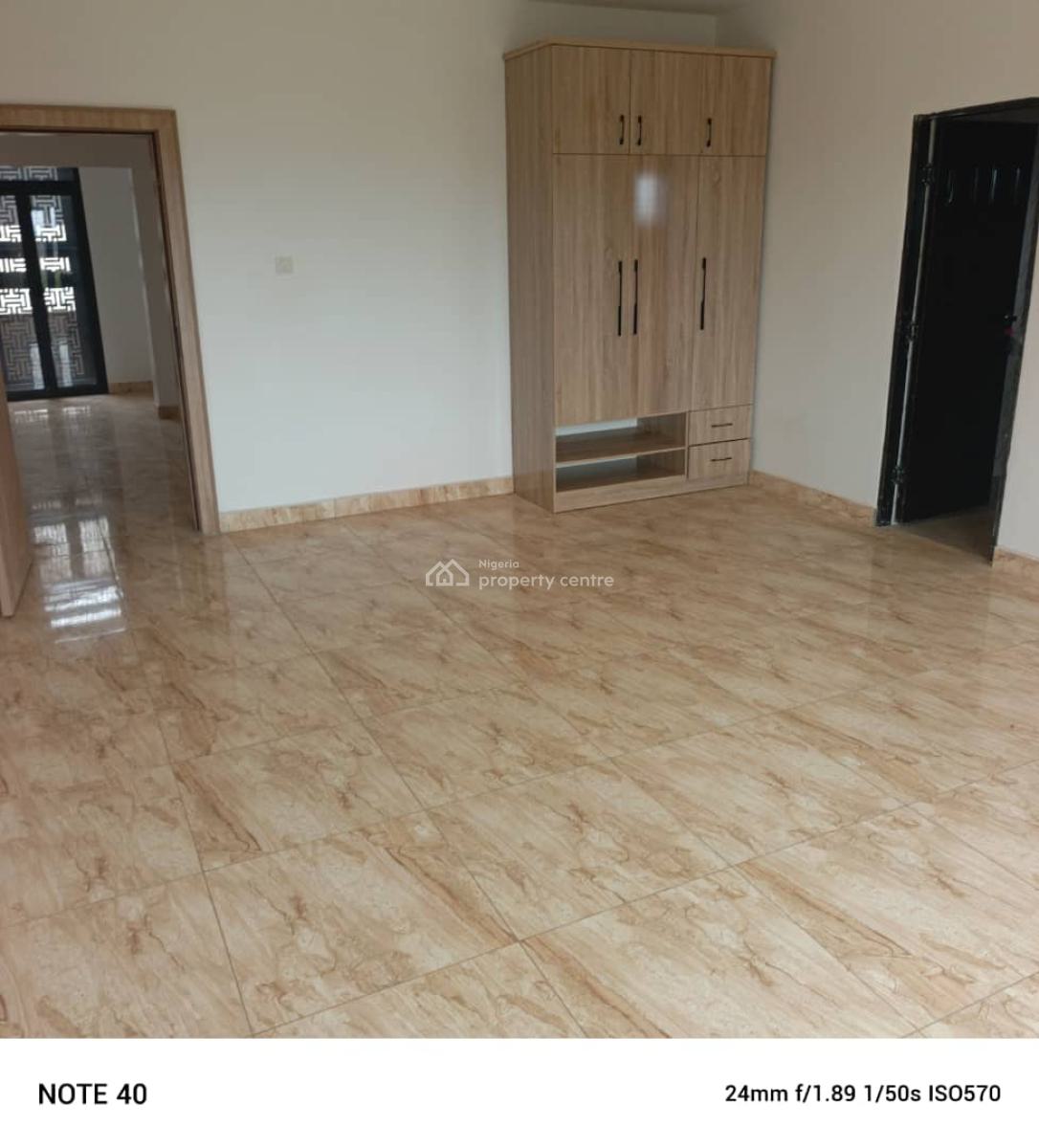 a Very Nice 4 Bedrooms Duplex with Bq in an Estate on Tarred Road., Gaduwa, Abuja, House for Sale