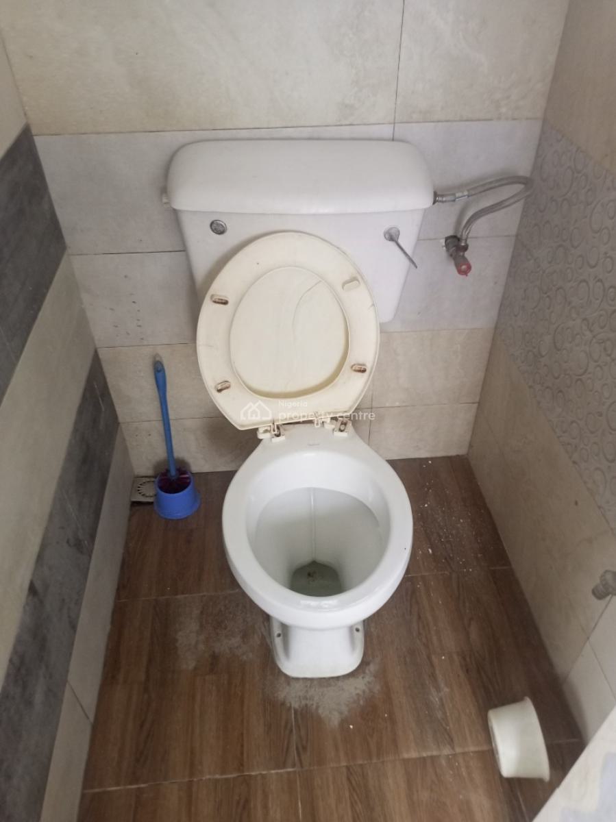 Medium Size Self Contain, Olive Garden Estate, Ogombo, Ajah, Lagos, Self Contain (single Rooms) for Rent